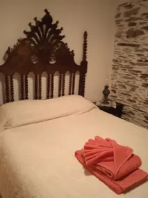 King's Couple Corner - Image 2
