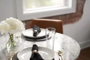 Hopp's Downtown Loft - Image 3