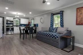 The Fishing Shack - Stunning Pondfront Retreat - Image 3