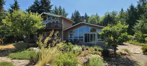 Hamma House: Hood Canal, Mountain and Forest Views - Image 2