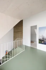 Chic and airy in the heart of Linz - Image 3