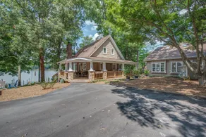 The Regatta - Waterfront Escape with Guest House - Image 3