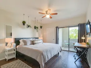 Kick Back w/ King Bed and Mountain & Pool Views - Image 3