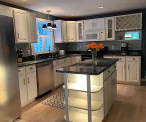 Falmouth Vacation Home at Country Club -Close to beach, ferry, golf and biking - Image 3