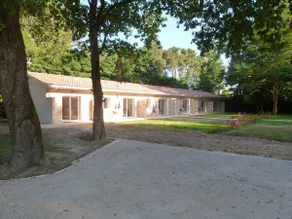 cottage for 2/4 people in a wooded park - Image 4