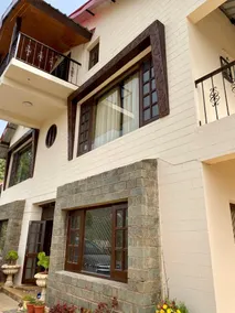 Cozy 3 bedroom cottage with breathtaking views! - Image 2