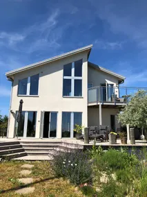 Fantastic villa with sea view, sauna, boat dock - Image 2