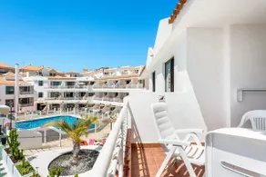 Club Tenerife Apartments - Image 4
