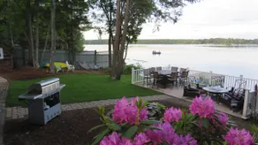 Charming and spacious lakefront home with 4 bedrooms, hot tub and pool table! - Image 2