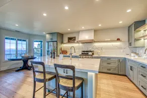 The Lakehouse - Image 3