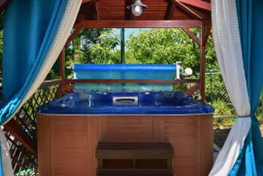 Beachfront Family Luxury Villa Jolie: tennis, pool, jacuzzi, sauna, ping-pong... - Image 5