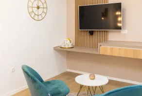 Luxury room in old town - Image 4