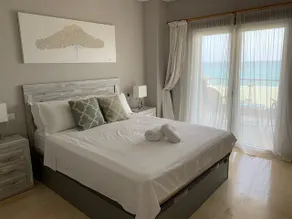Beach front, three bedroom duplex apartment - Image 3