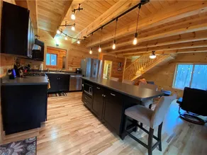 Tranquil Cabin Escape-Surrounded by Nature - Image 5