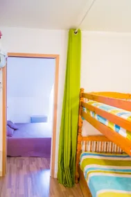 2-room Apartment with Wifi in Cauterets - Image 4