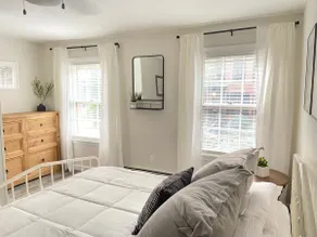 Brand New 2 Bedroom Apartment in Heart of West End - Image 5