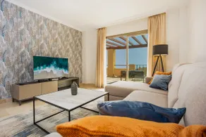 Quartiers Marbella Penthouse in Hacienda Cifuentes Benahavis - Image 2