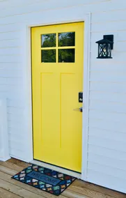 Lakefront 2 bedroom home with dock - Image 2