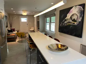 Artist Tanner 2-Bed Cottage off the Streetcar Line - Image 3