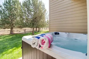 Come Stay and Play at Little Les Cheneaux Retreat - Image 4