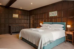 Severn End - 15th Century Manor House! - Image 2