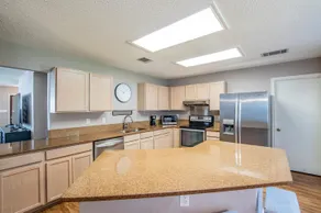 Fresh, Clean & Comfortable Place in Round Rock - Image 3
