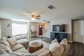 Fresh, Clean & Comfortable Place in Round Rock - Image 2