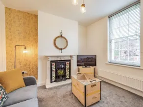 Beautiful Georgian Duplex - Image 5