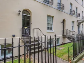 Beautiful Georgian Duplex - Image 2