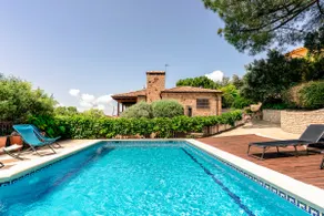 Piscina y vistas al monte en la Sierra - Image 2