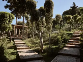 Sentiero Iconic Villa, Heated Pool & Playground - Image 5