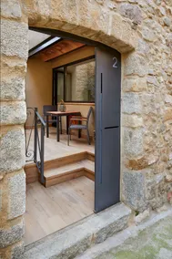 Beautiful house with indoor fireplace. HUTG-059213 - Image 2