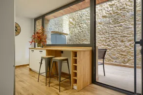 Beautiful house with indoor fireplace. HUTG-059213 - Image 3