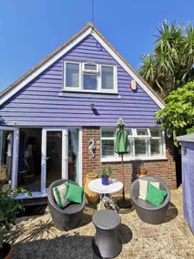 Blue Moon Cottage by the beach - Image 2