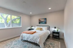 ★ 2BR Modern Home ★ 11 mins to downtown Sacramento - Image 5
