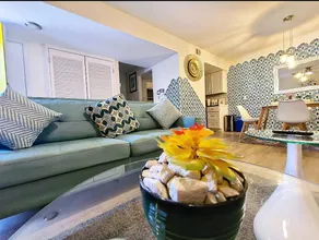MODERN & STYLISH RETREAT - Image 2