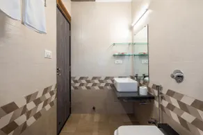4BR |Heated Pool|StayVista|Status Villa @Panchgani - Image 5
