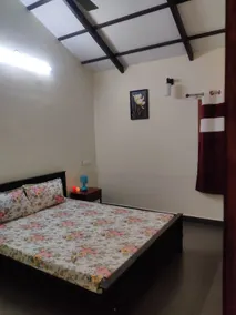 The Lyn's Retreat - Image 5