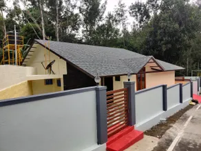 The Lyn's Retreat - Image 2