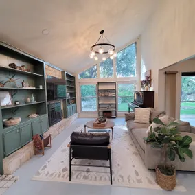 Hot Tub Retreat on 1 Acre SW Austin Nature Escape - Image 4