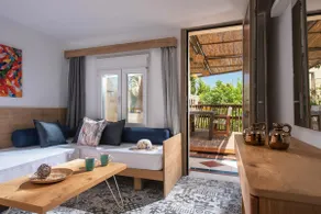 4 Elements Holiday Homes - Image 2