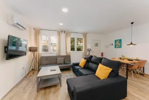 Coverlin San Francisco, Apartment with double bed. - Image 5