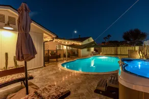 Stay & Play: Heated Pool, Putting Green, and Games - Image 4