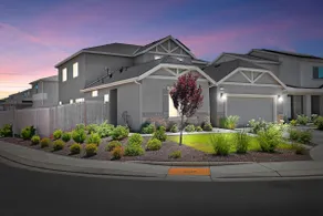 Adorable entire guest unit with free parking - Image 5