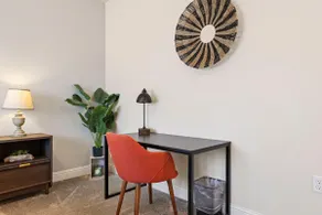 Adorable entire guest unit with free parking - Image 3