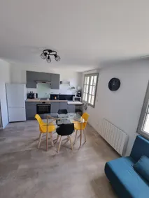 Studio with private parking Fresnay-sur-Sarthe - Image 4