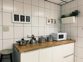 Private 1-11 people with parking, pool table, board games, Netflix/Donghai Business District, Art Street <See description for number of people> - Image 5