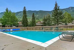 Modern Mountain Retreat! 4Bedroom/4bath condo - Image 4