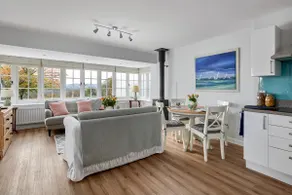 Stunning Cabin with incredible views near Goodwood - Image 3