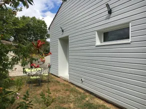 Studio with private garden - Image 2